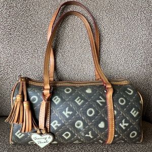 DOONEY & BOURKE BARREL BAG